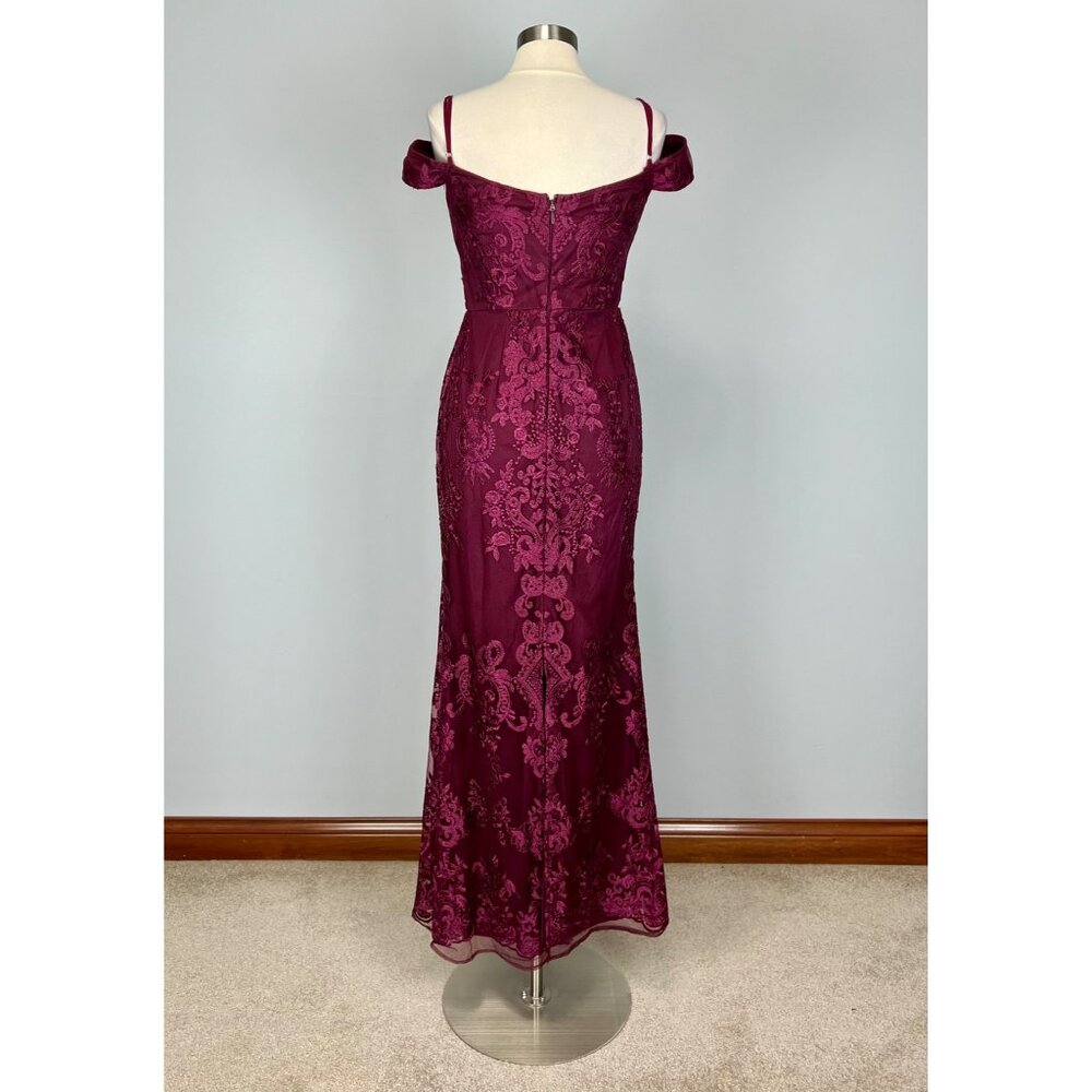 Off-Shoulder Burgundy Lace Maxi Dress - Picture 10 of 16